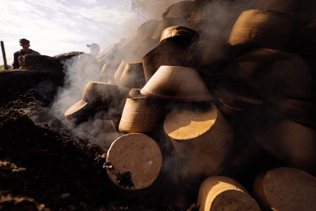 Cozedura do barro em Bisalhães