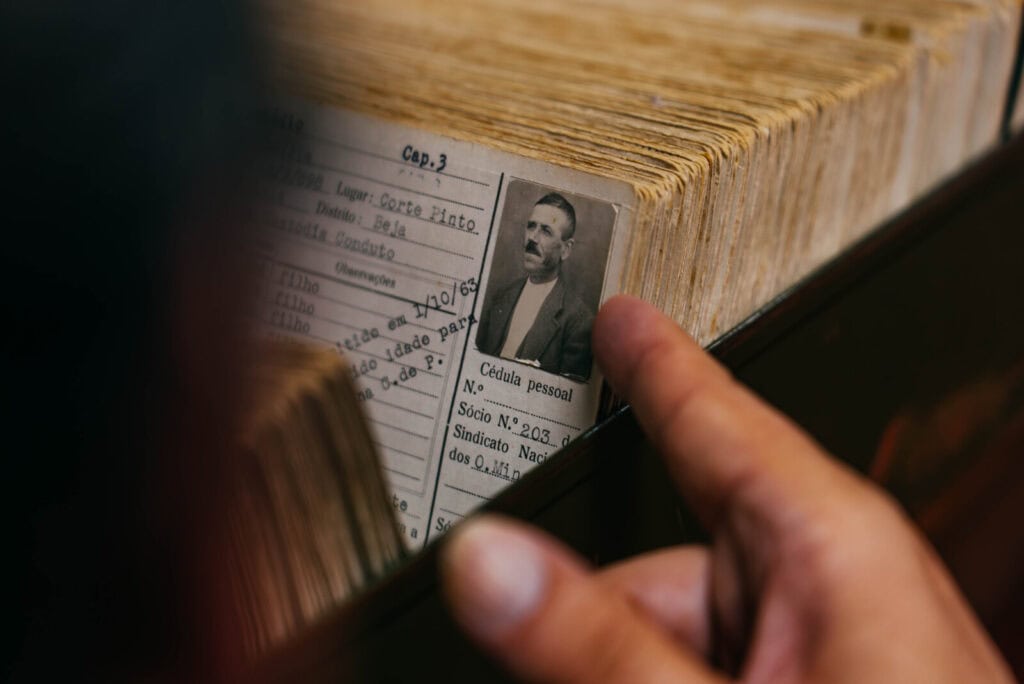 Ficheiros dos trabalhadores no Centro de Documentação