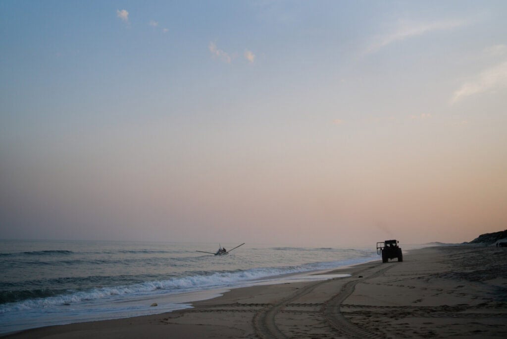 Arte xávega na Praia de Mira